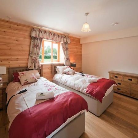 Beech Tree Eco Lodge Brecon Exterior foto